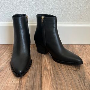 COACH Pacey Boots in Black